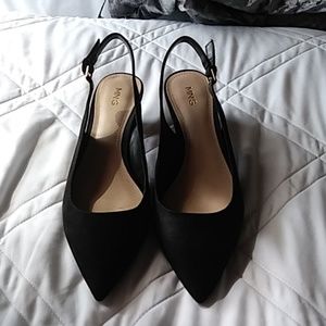 Black suede low heel shoes